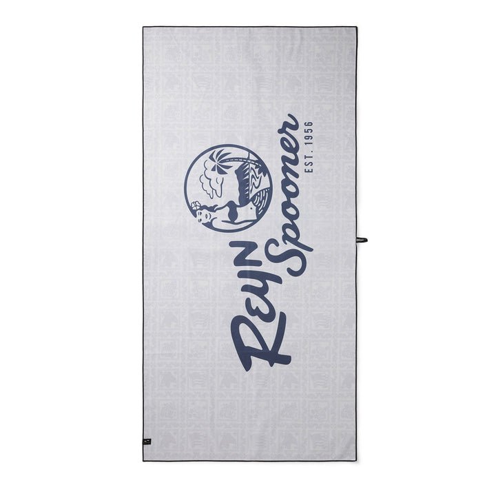 Reyn Spooner LAHAINA SAILOR BEACH TOWEL in WHITE