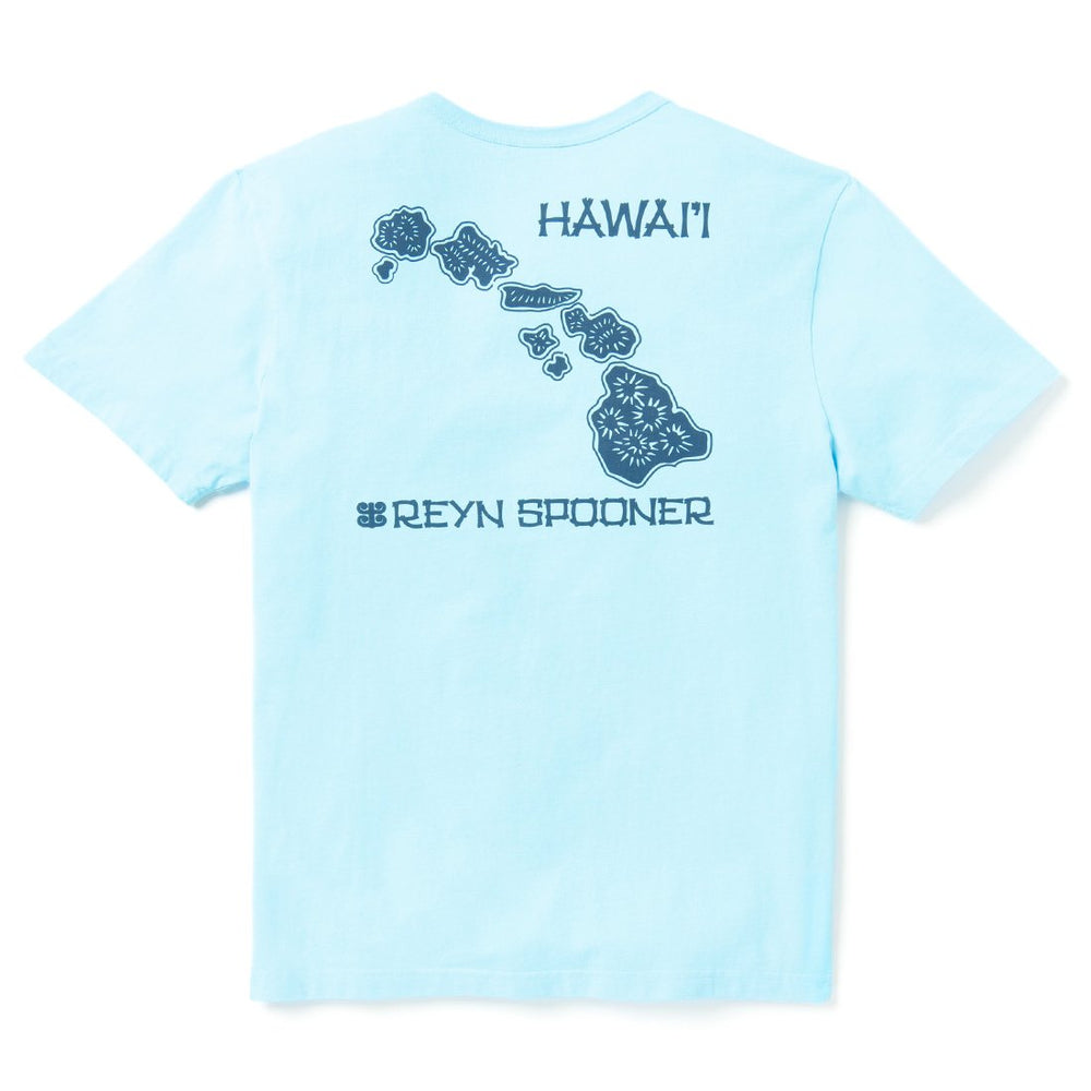 Reyn Spooner HAWAIIAN ISLES GRAPHIC TEE in LIGHT BLUE